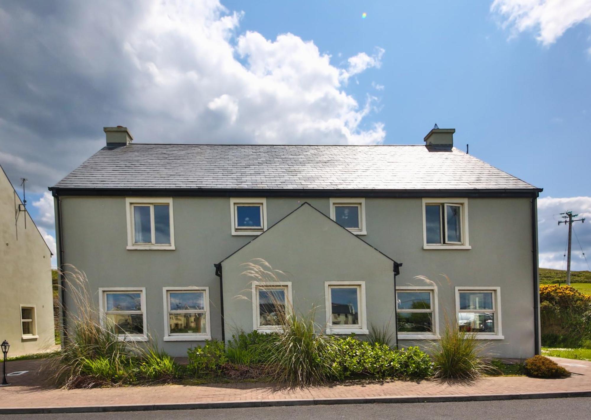 Doolin Village Lodges Esterno foto