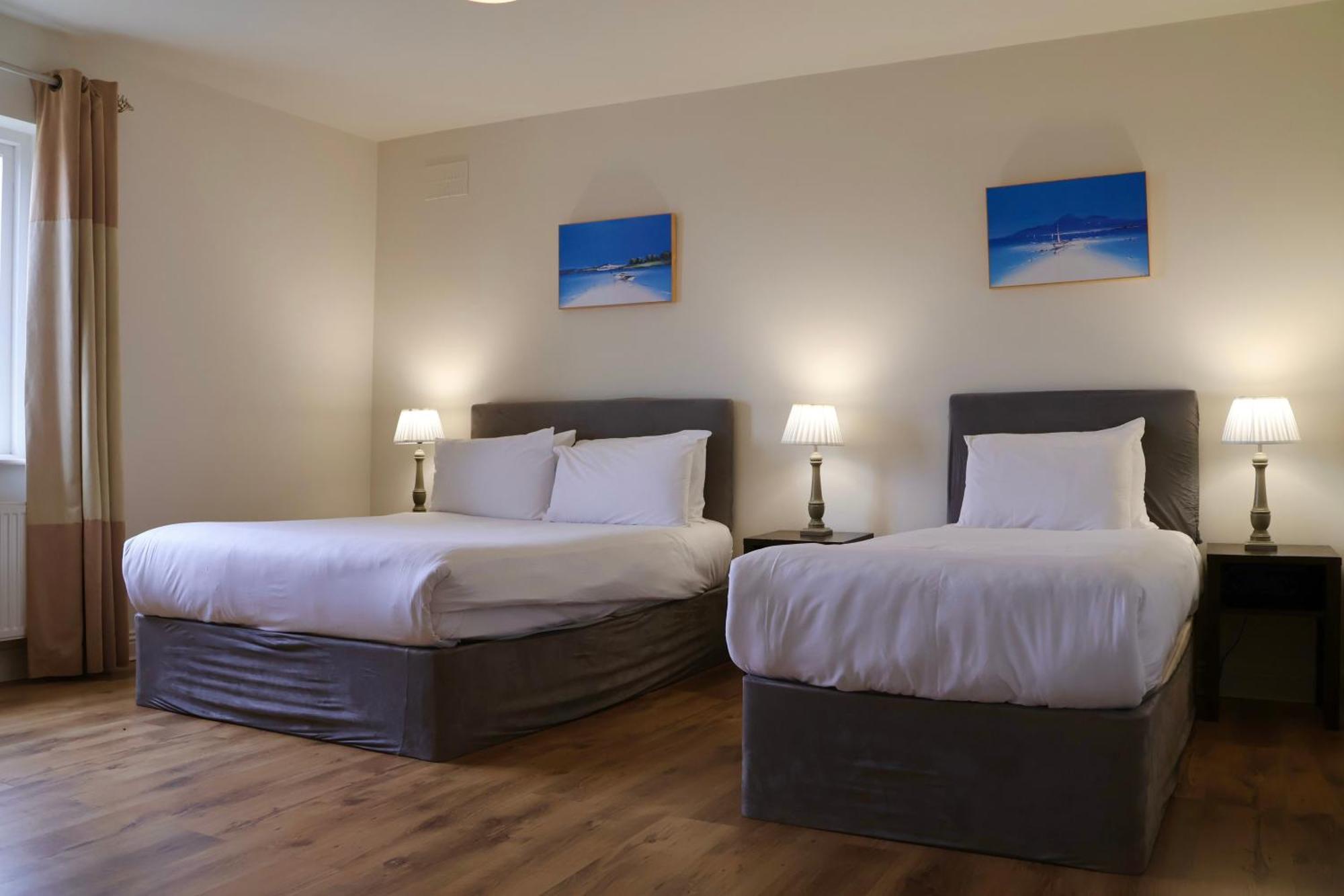 Doolin Village Lodges Esterno foto