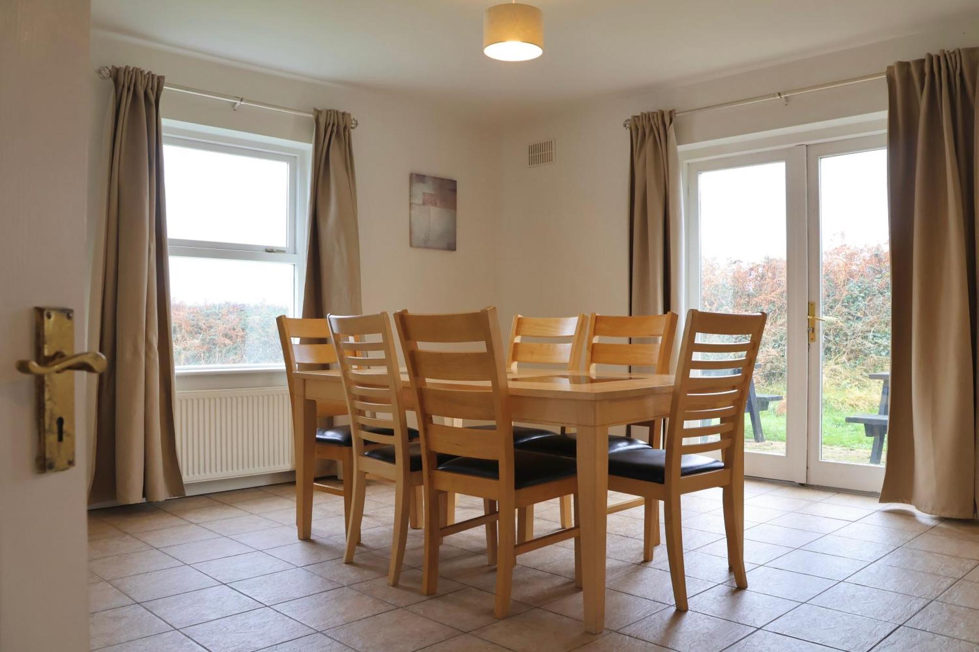 Doolin Village Lodges Esterno foto