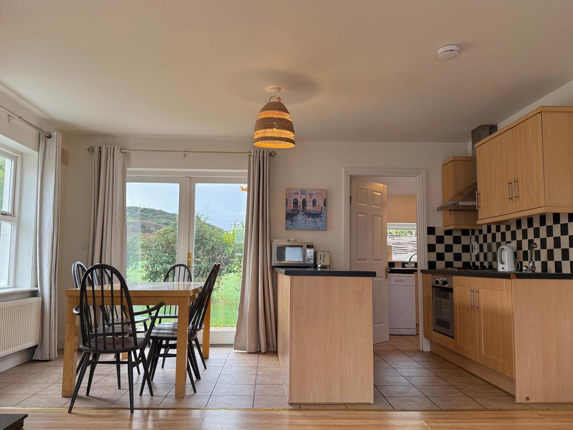 Doolin Village Lodges Esterno foto